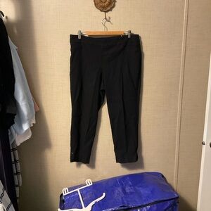 Women's Black Cropped Pants